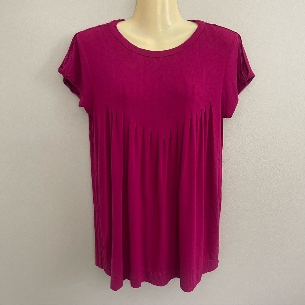 Theory Shirt Top Womens M Fuchsia Pleated stretchy shirt cap sleeves